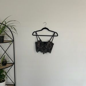 Dynamite Lace crop top size medium